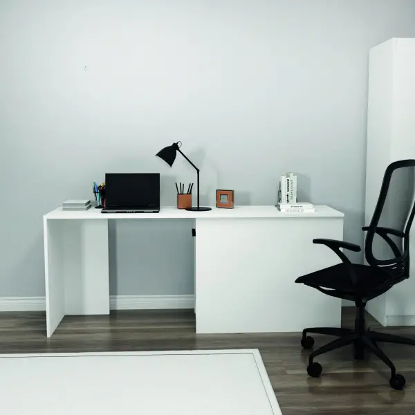 Akser Desk - White
